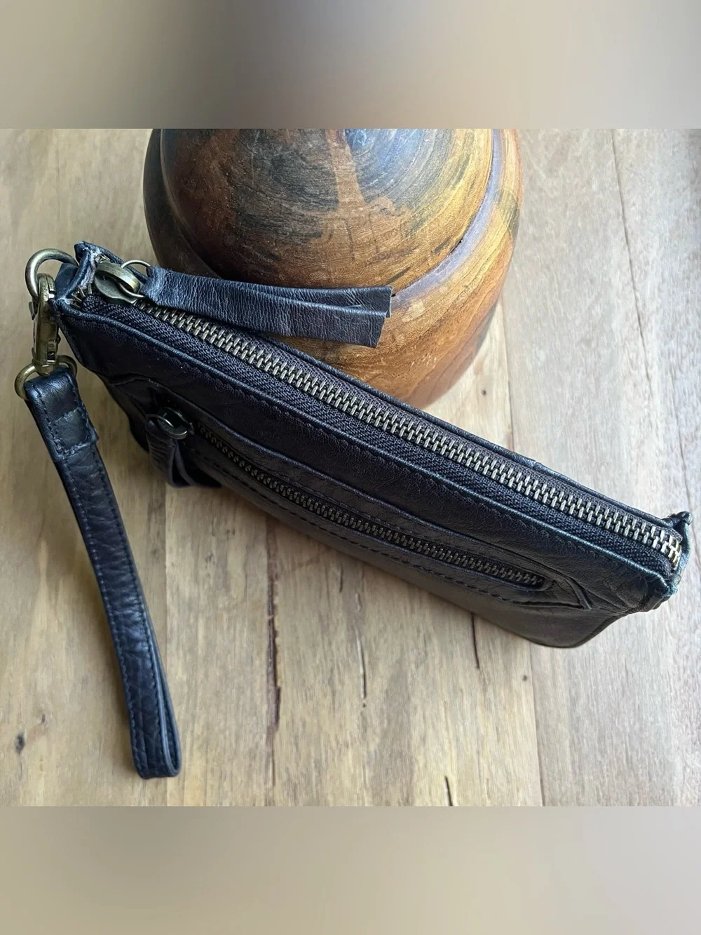 DAY & Mood  Anthropologie Anni Clutch Leather Wristlet Black